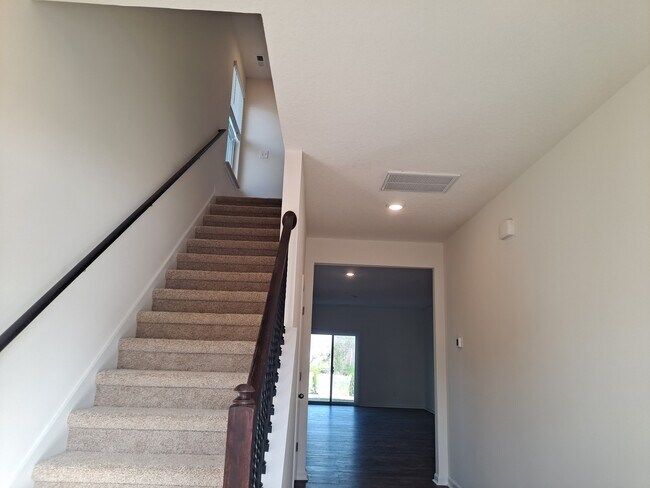 Building Photo - 7215 Jumping Jack Ln