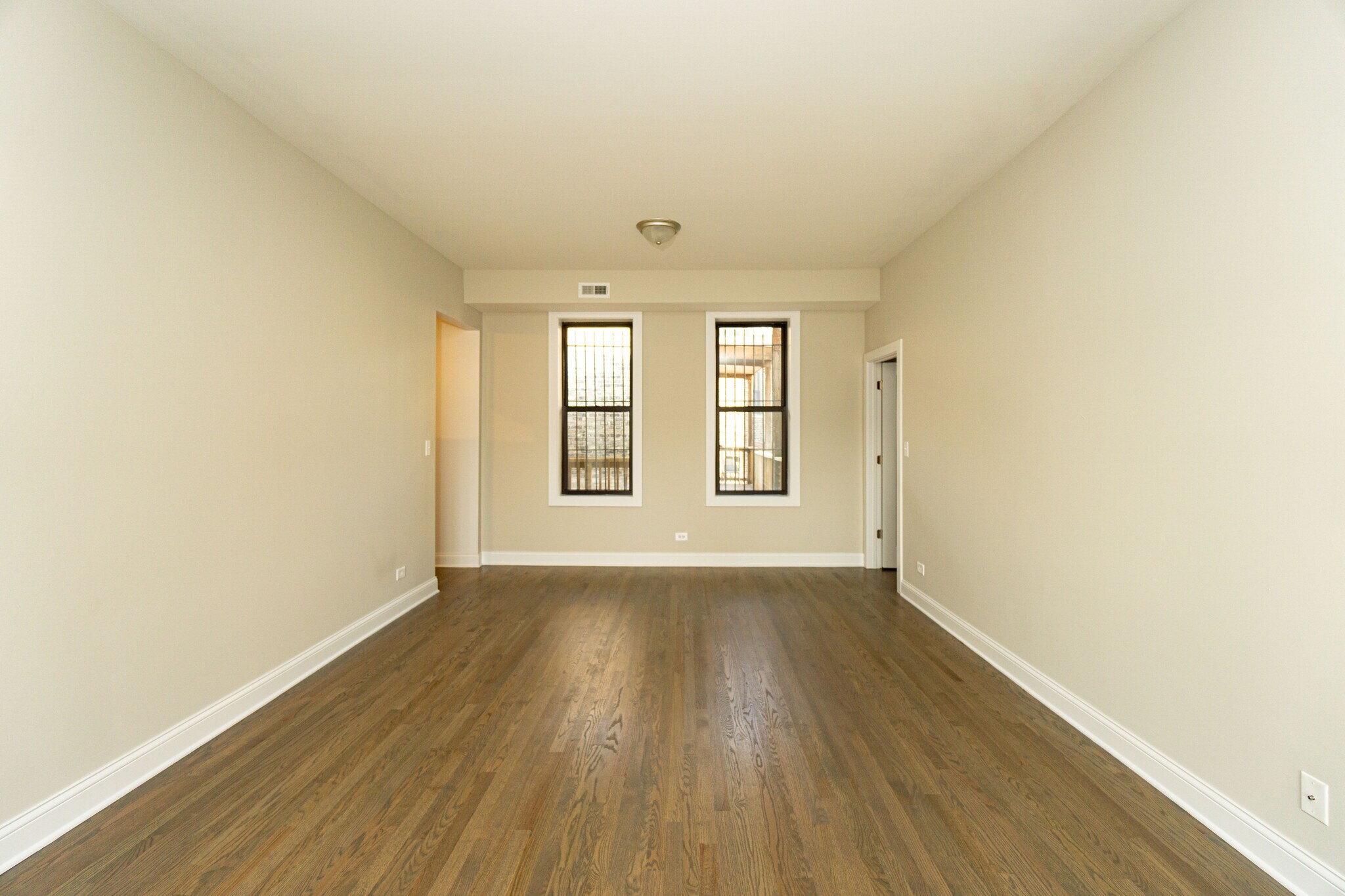 Building Photo - 3405 W Fullerton Ave