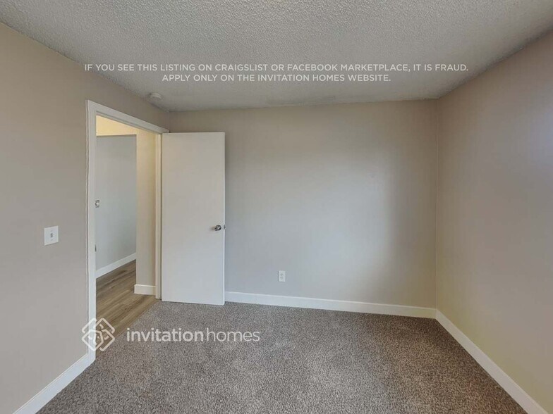 Building Photo - 14794 E Florida Ave