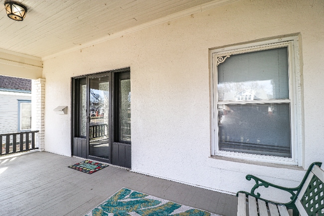 Building Photo - 209 S Glenn St