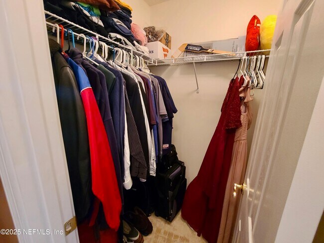 Building Photo - 1308 Holmes Landing Dr