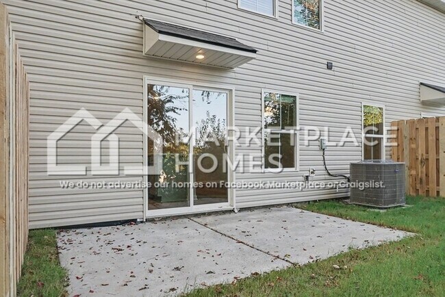 Building Photo - 4147 Hudson Ct SW