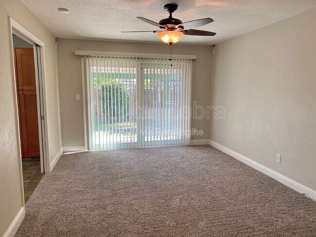 Building Photo - 1216 Rose Ave