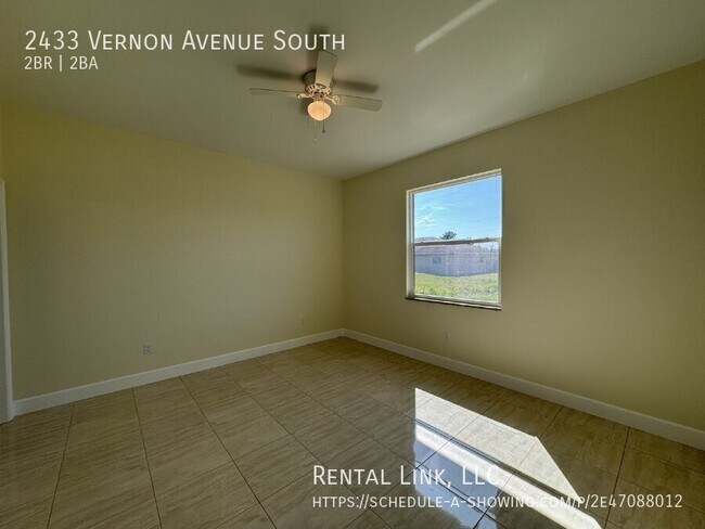 Building Photo - 2433 Vernon Ave S