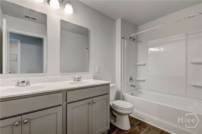 Building Photo - 3 Scout Ct