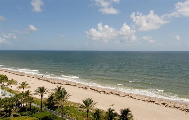 Building Photo - 3200 N Ocean Blvd
