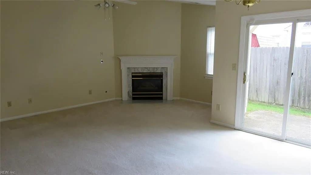 Building Photo - 5936 Senators Ct