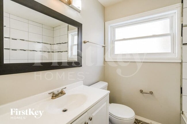 Building Photo - 6627 S Keating Ave