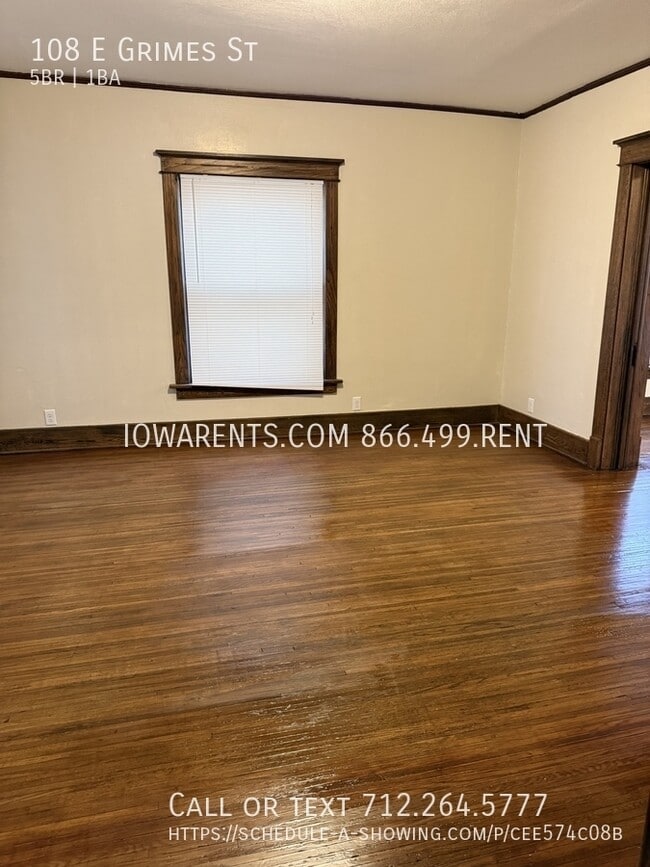 Building Photo - 108 E Grimes St