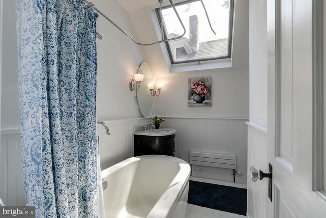 Building Photo - 30 Vandeventer Ave