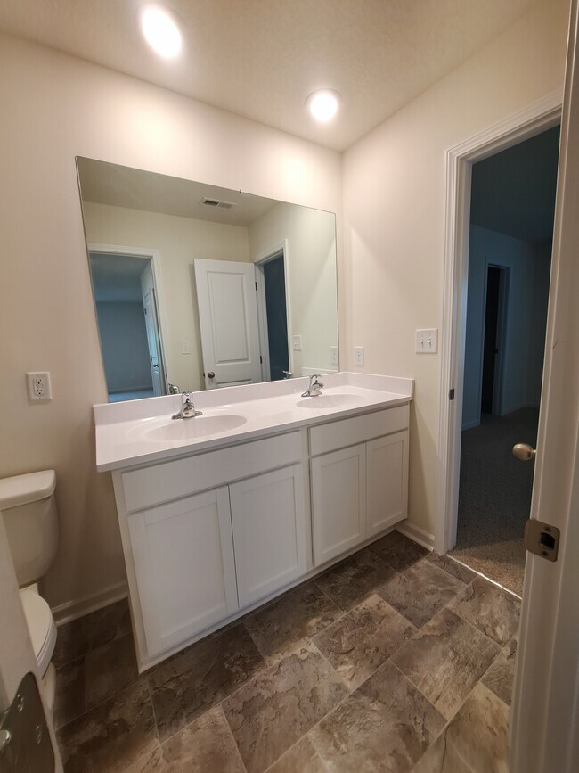 Building Photo - 12032 Sweet Almond Ln
