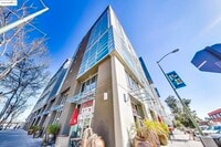 Building Photo - 311 Oak St