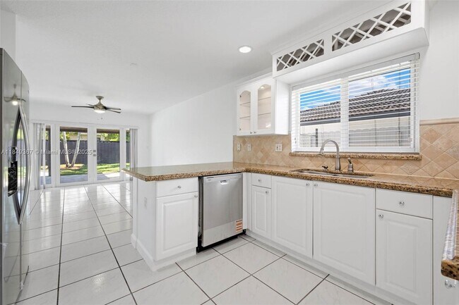 Building Photo - 15398 SW 172nd Terrace