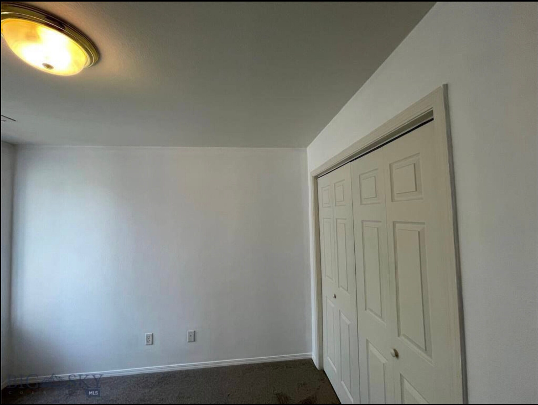 Building Photo - 763 Forestglen Dr