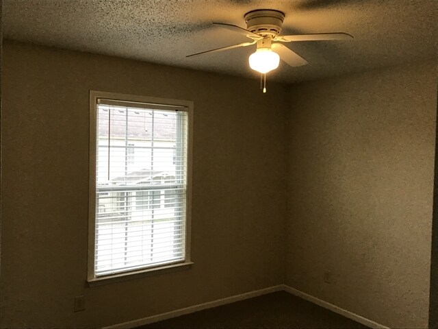 Building Photo - 10794 Timothy Ln