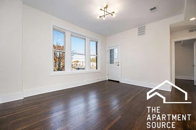 Building Photo - 3749 W School St