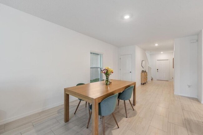 Building Photo - 11298 Radiant Shr Lp