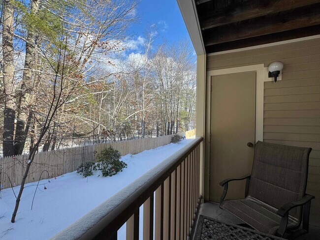 Building Photo - 19 Saco St