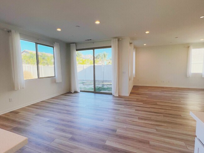 Building Photo - 29612 Tulipwood St