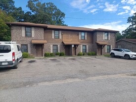 Building Photo - 1440 Storie St