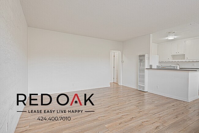 Building Photo - 1214 S Atlantic Dr