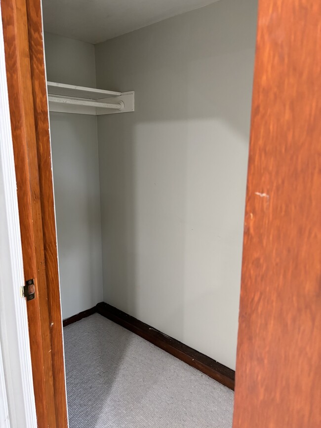 Building Photo - 6742 Snowdon Ave