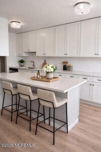 Building Photo - 35 Manchester Ct