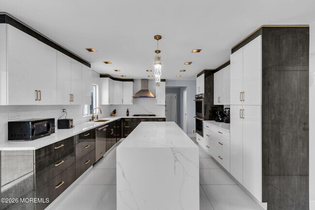 Building Photo - 24 Valley Forge Rd