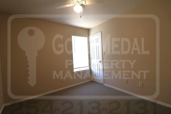 Building Photo - 3412 Cantabrian Dr