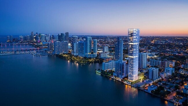 Building Photo - 1800 N Bayshore Dr