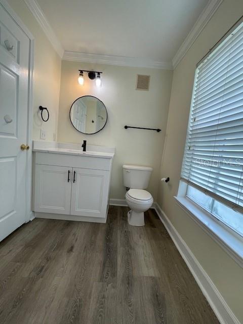 Building Photo - 18319 Bridle Club Dr