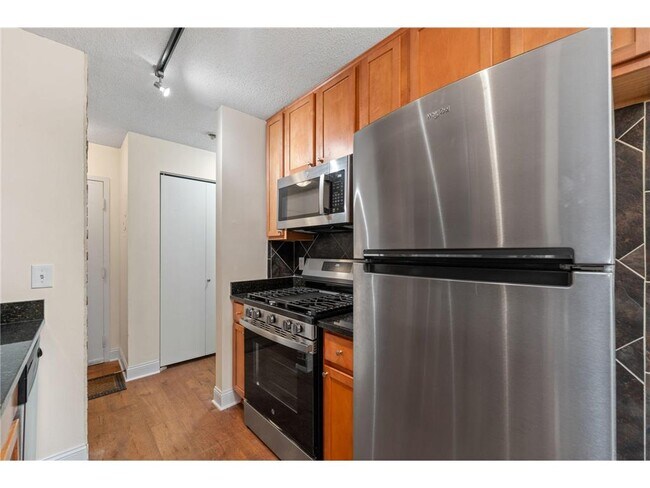 Building Photo - 3540 Hennepin Ave