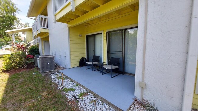Building Photo - 455 Alt 19