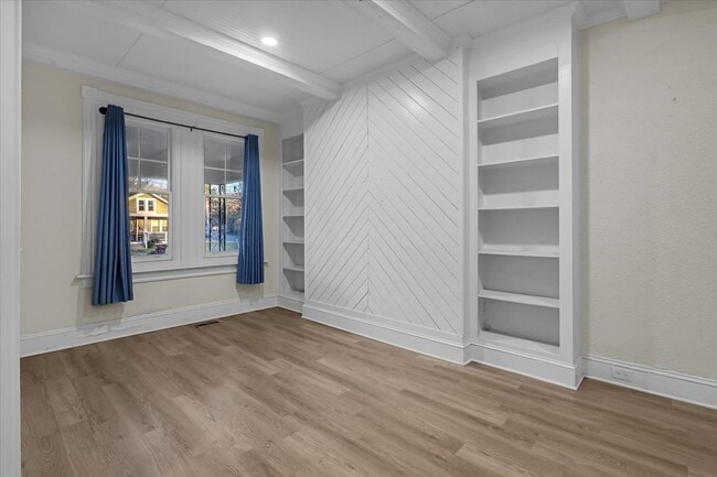 Building Photo - 1336 Seaboard Ave