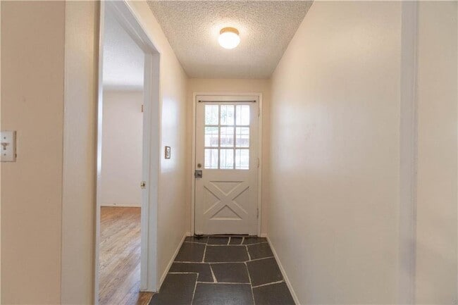 Building Photo - 1114 N Bonnie Cove Ave