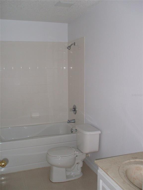 Building Photo - 2872 Paynes Prairie Cir
