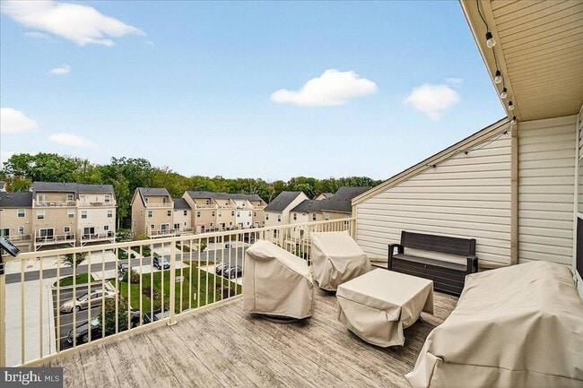 Building Photo - 22739 Tate St