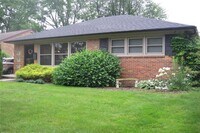 Building Photo - 2550 Derby Rd