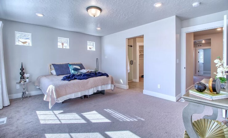 Building Photo - 177 E Hamilton Row