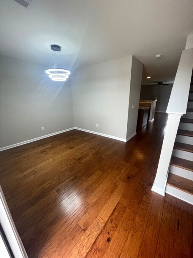 Building Photo - Mount Juliet 2 Bedroom 2.5 Bath Townhome N...
