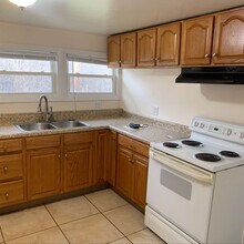 Building Photo - 219 Lansdown Ave