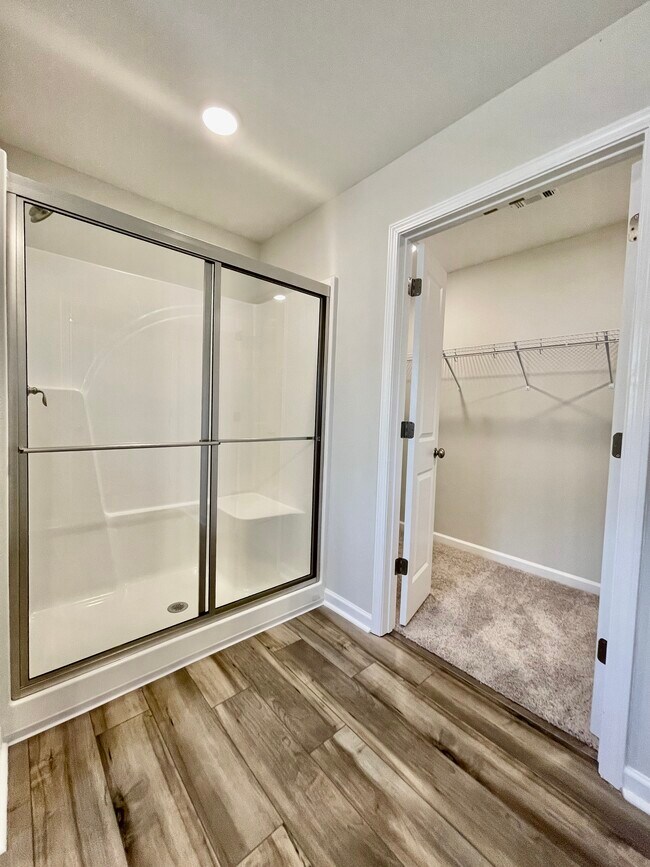 Building Photo - 631 Ridgeland Rd