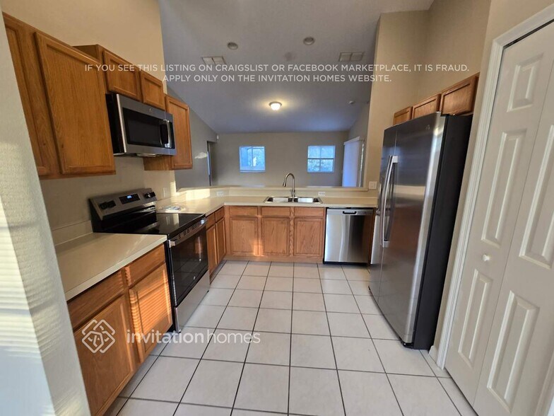 Building Photo - 312 Hillcrest Dr