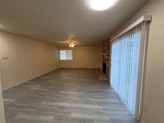 Building Photo - 2400 Berkeley Ave