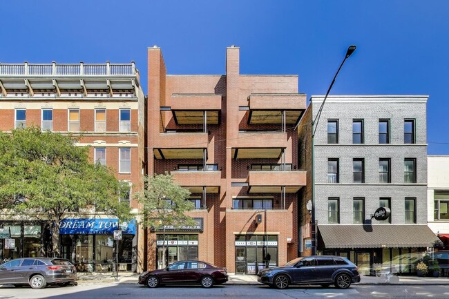 Primary Photo - 1332 W Madison St