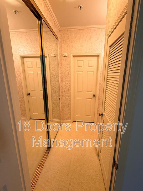 Building Photo - 5875 Friars Rd