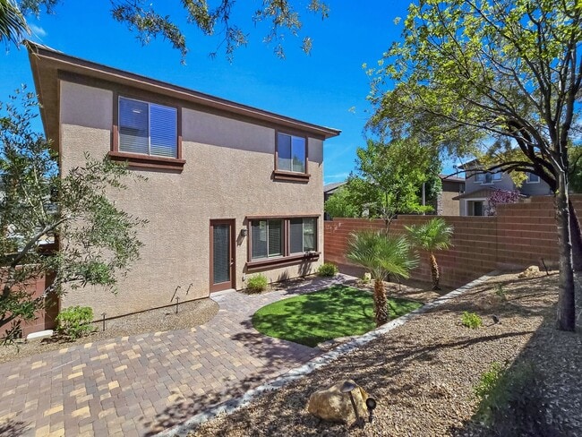 Building Photo - 5389 Hollymead Dr