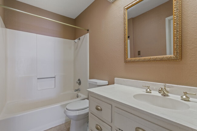 Building Photo - 3343 Chimney Pl Dr