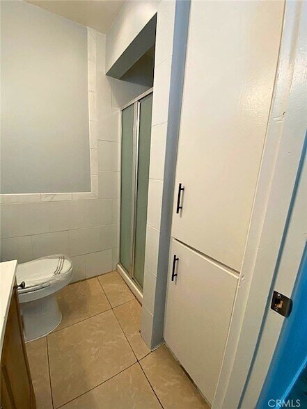 Building Photo - 811 Orchid Ct