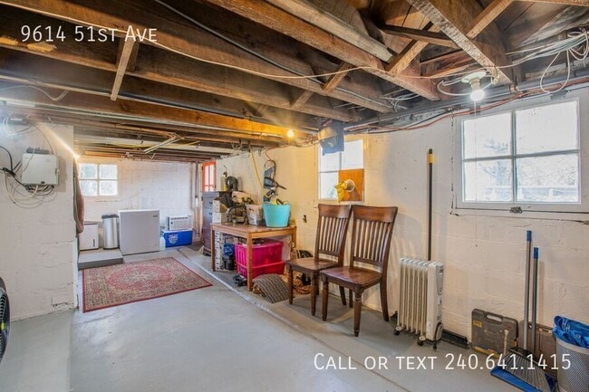 Building Photo - 9614 51st Ave